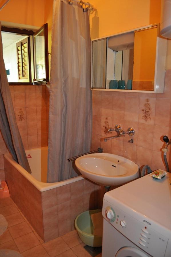 Apartman Kraljev Biograd Na Moru Exterior photo